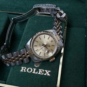 ROLEX Oyster Perpetual Datejust Women’s 18k Gold